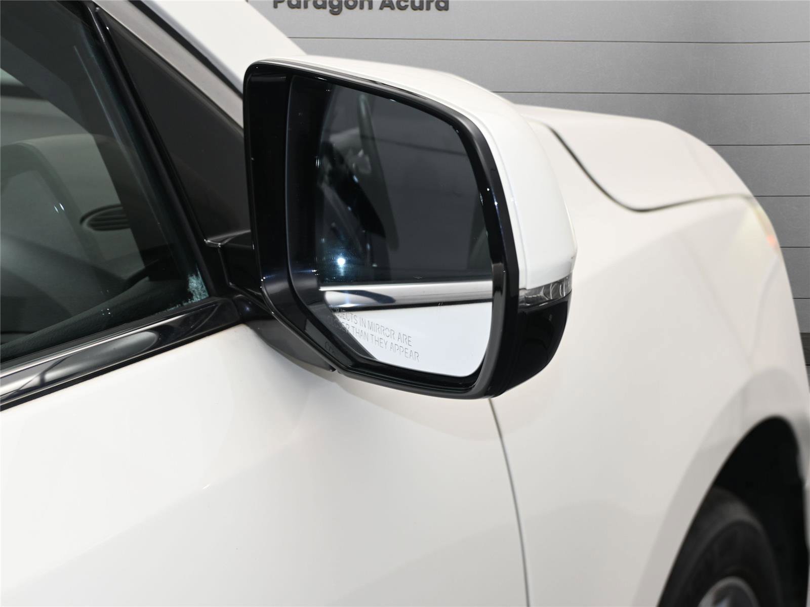 Used 2017 Acura MDX SH-AWD w/ Technology Package image 14