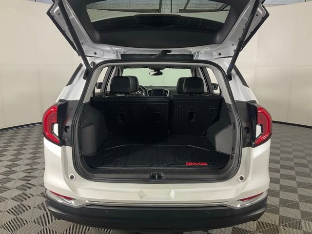 Used 2024 GMC Terrain SLT w/ Infotainment Package II image 36