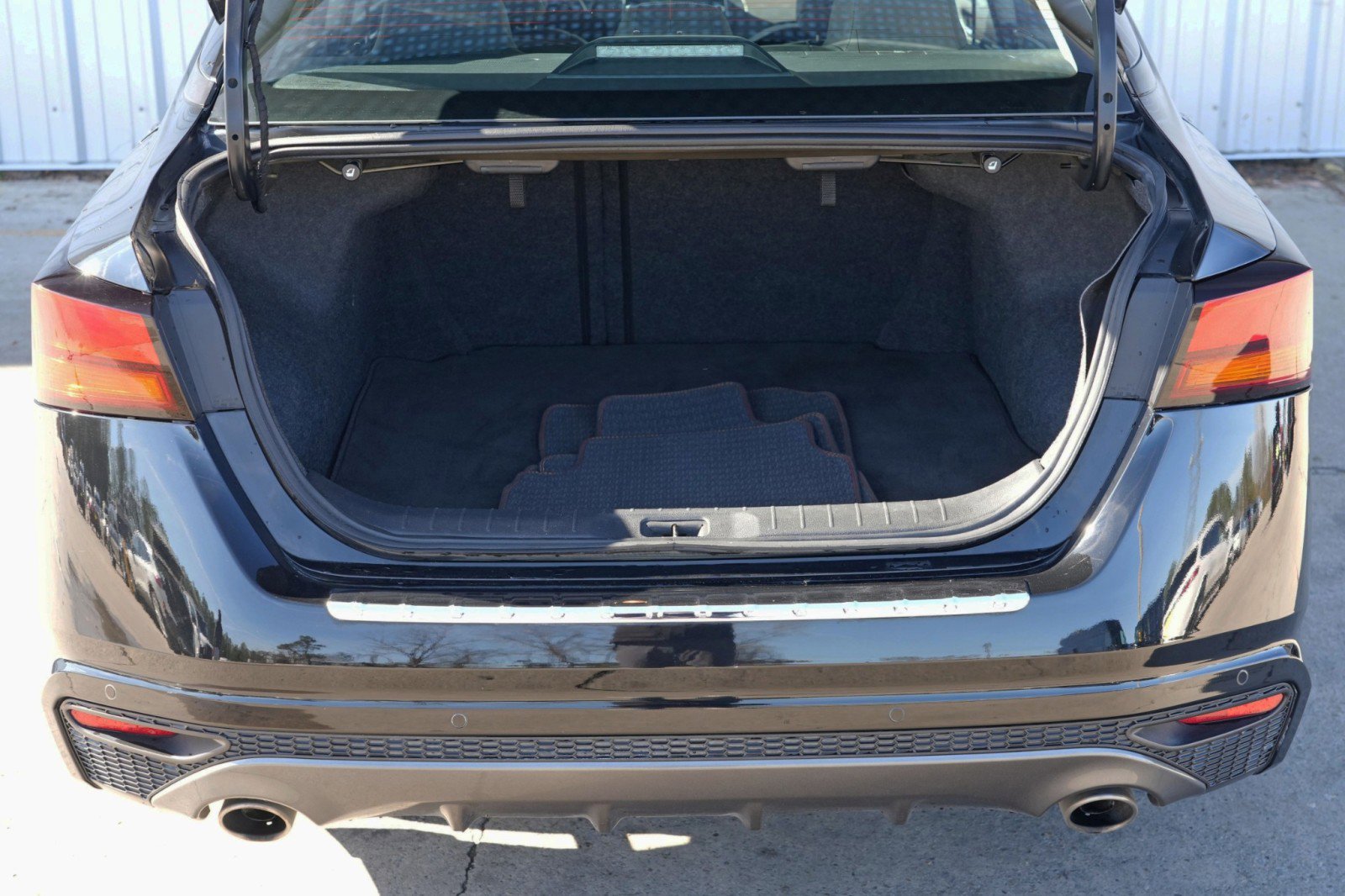 Used 2021 Nissan Altima 2.5 SR image 9