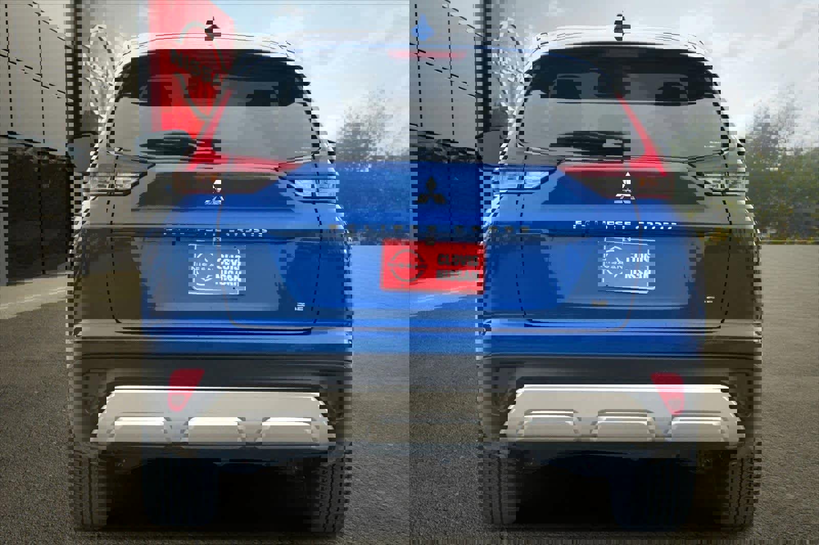 Used 2025 Mitsubishi Eclipse Cross SE image 8