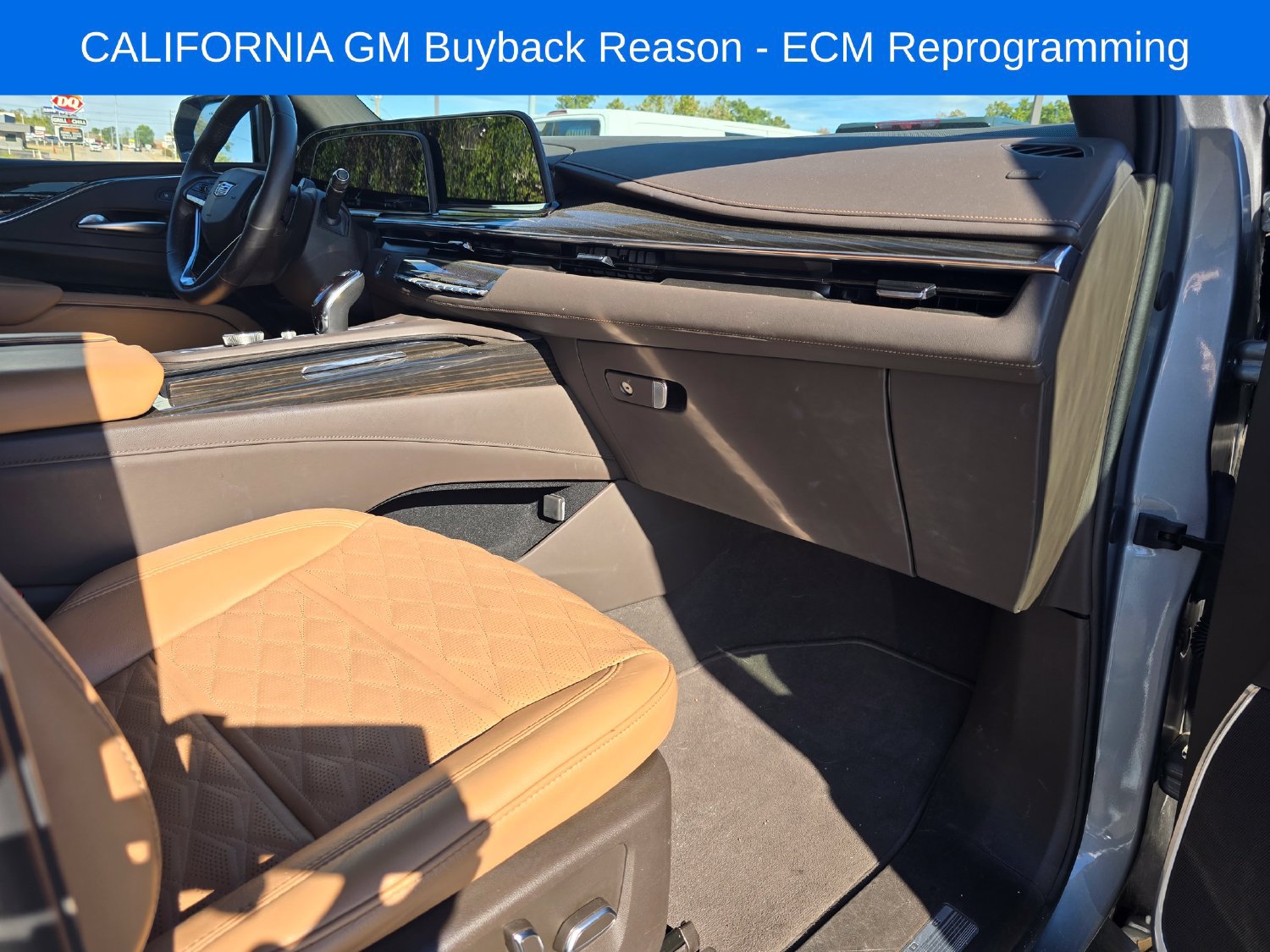 Used 2024 Cadillac Escalade Sport w/ Heavy-Duty Trailer Package AWD/4WD image 9