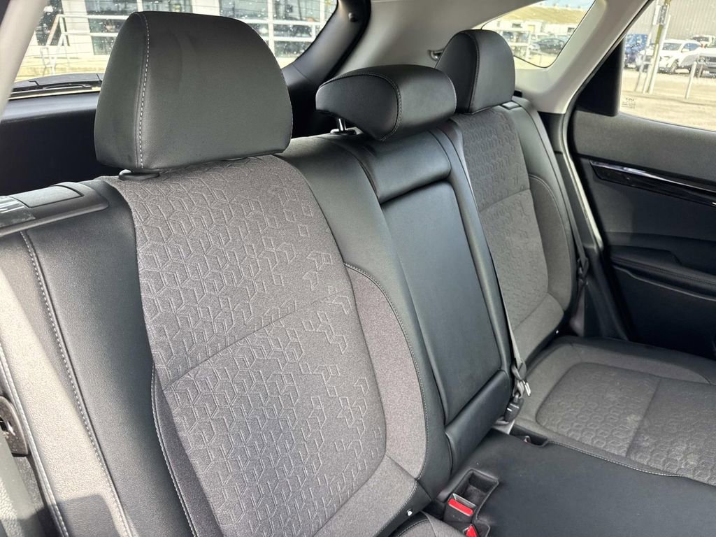 Used 2025 Kia Seltos S FWD image 9