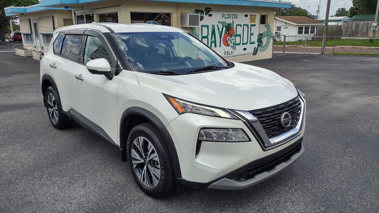 Used 2021 Nissan Rogue SV FWD image 3