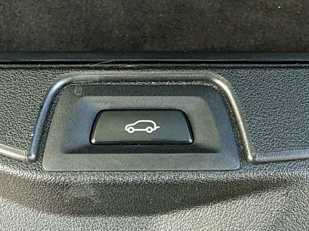 Used 2021 BMW X5 sDrive40i w/ Premium Package 3 RWD image 12