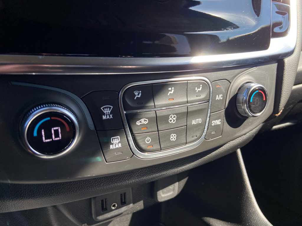 Used 2020 Chevrolet Traverse LS FWD image 22