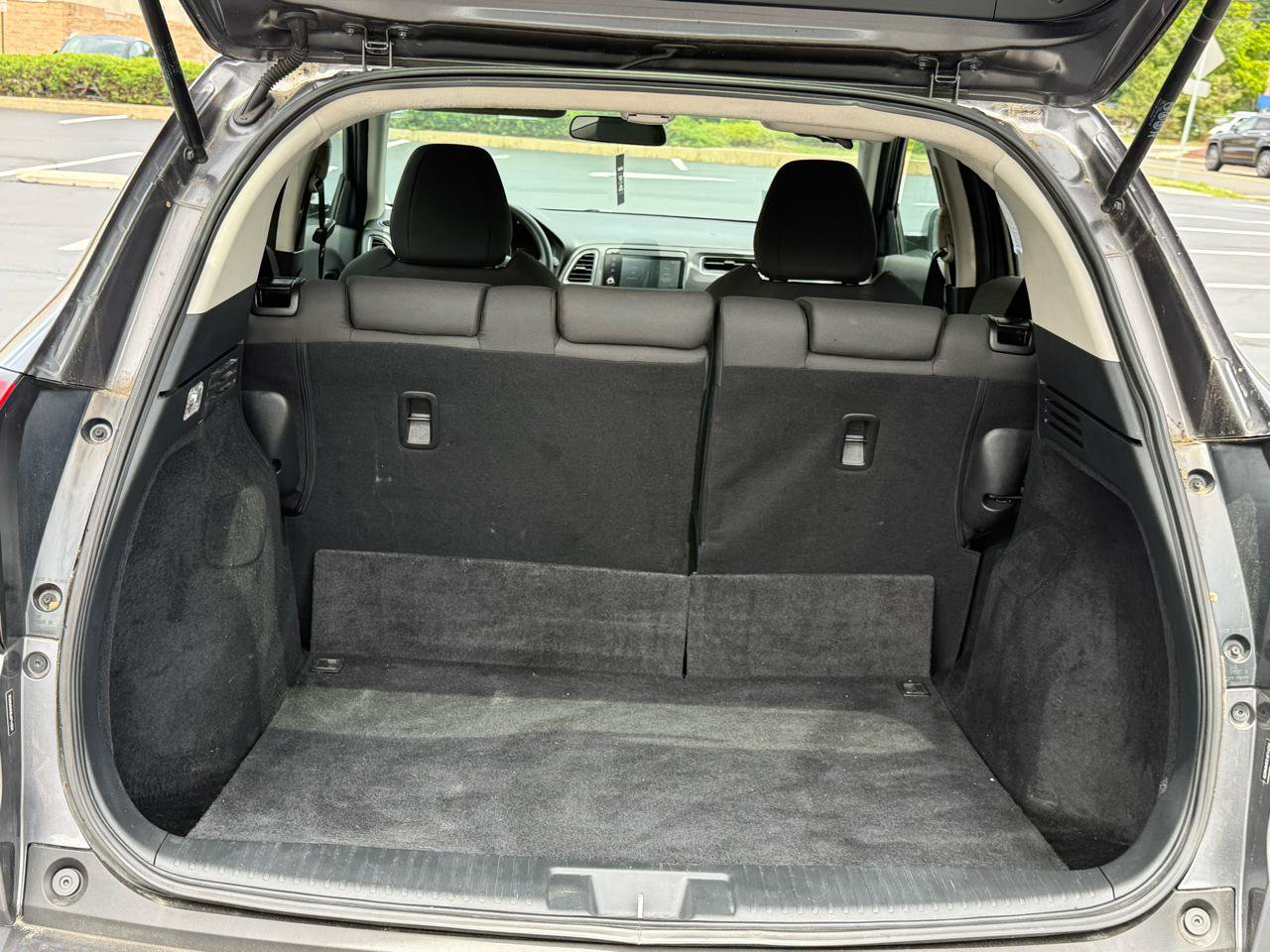 Used 2020 Honda HR-V EX image 8