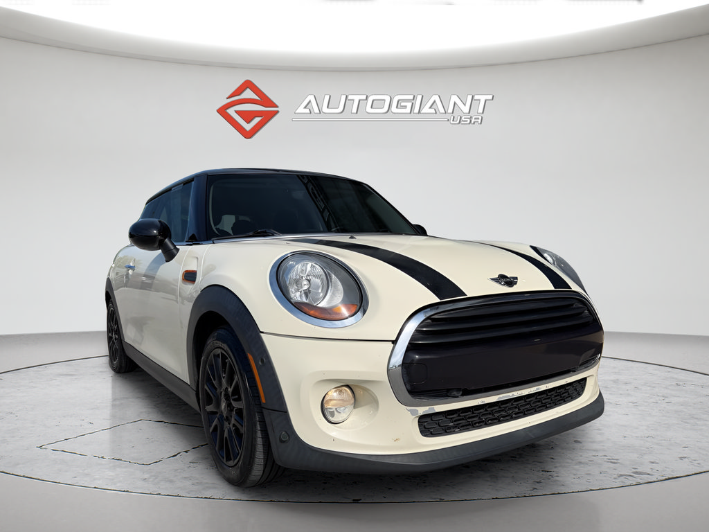 Used 2018 MINI Cooper 2-Door Hardtop FWD image 14