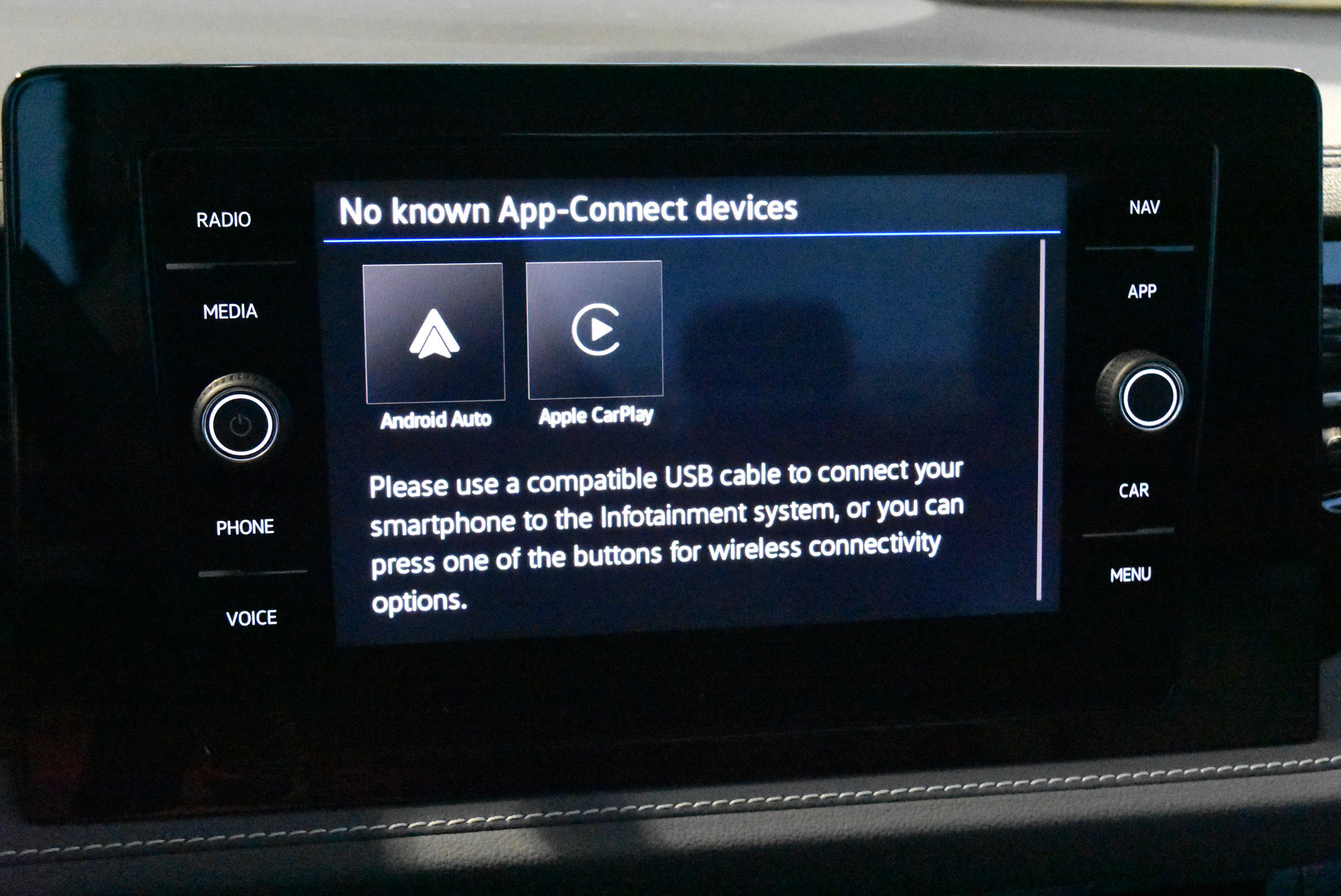 New 2026 Volkswagen Jetta SEL FWD image 9