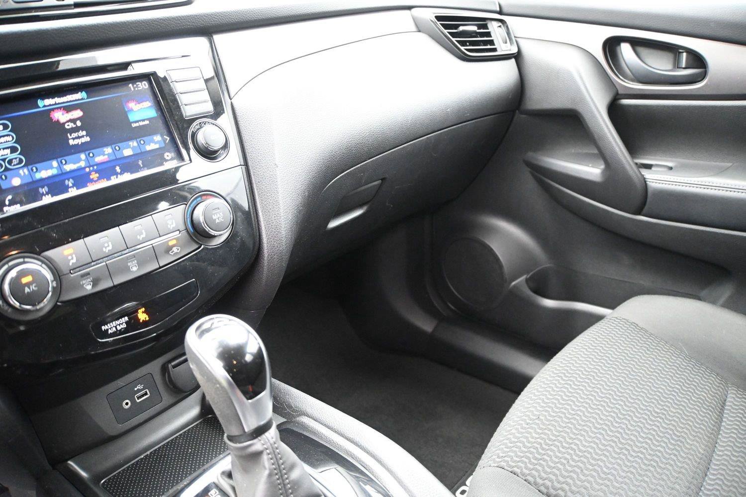 Used 2020 Nissan Rogue Sport S w/ Appearance Package AWD/4WD image 4