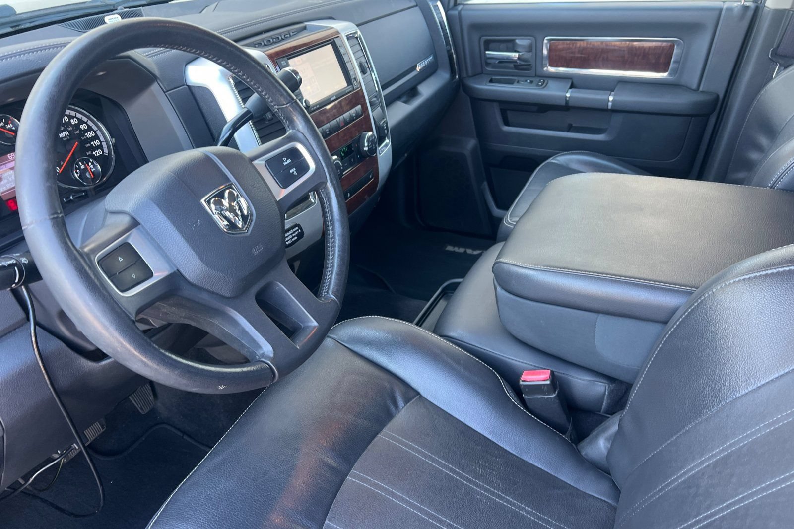 Used 2010 Dodge Ram 2500 Truck Laramie AWD/4WD image 10