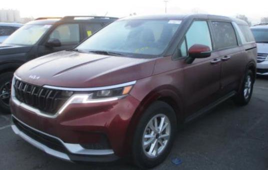 Certified 2024 Kia Carnival LX image 1