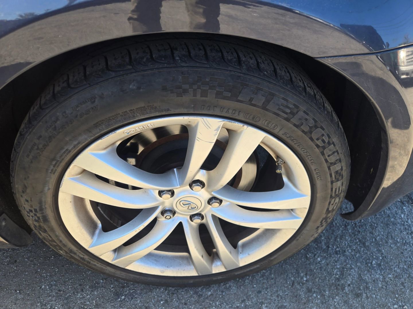 Used 2010 INFINITI G37 Journey w/ Premium Pkg image 26