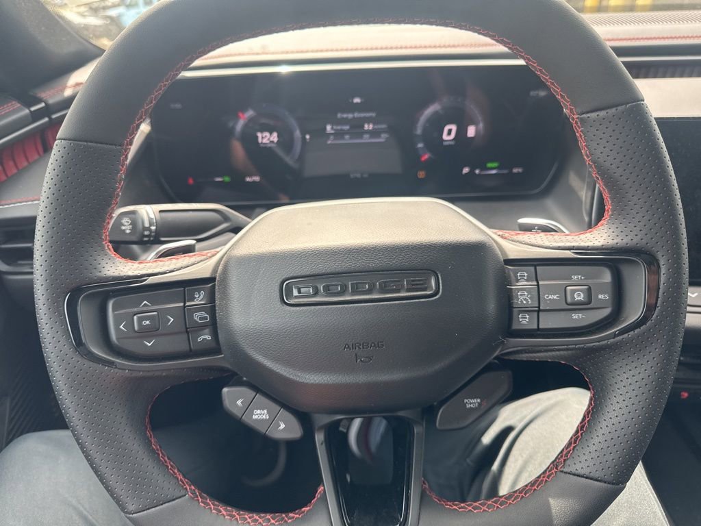 Used 2024 Dodge Charger R/T w/ Plus Group image 7