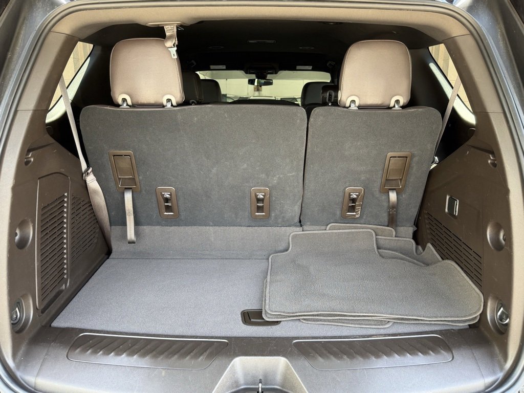 Used 2022 GMC Yukon SLE image 14