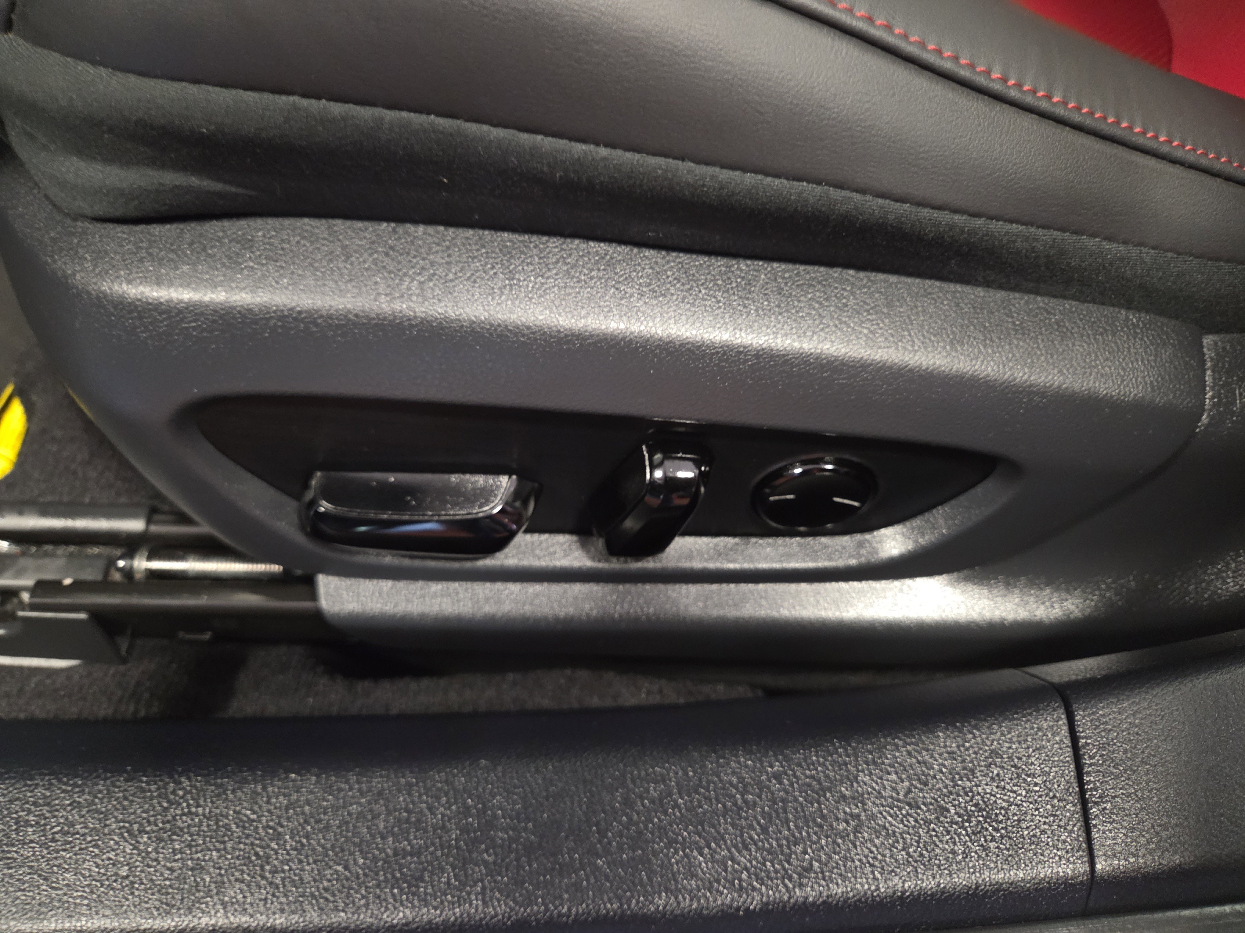 Certified 2025 Lexus ES 350 F Sport image 28