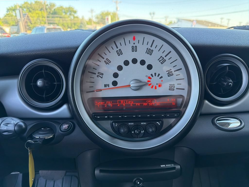 Used 2011 MINI Cooper Hardtop FWD image 24
