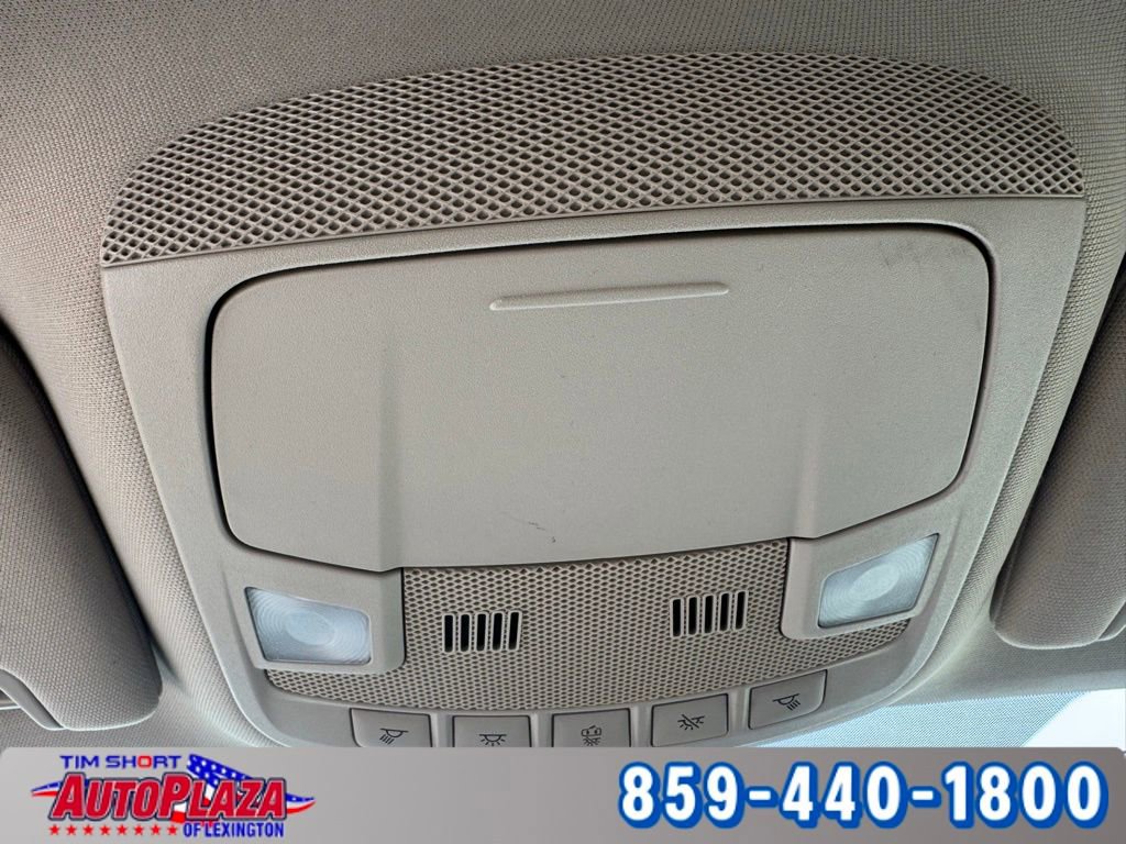 Used 2018 Ford Fusion SE w/ Fusion SE Technology Package image 29