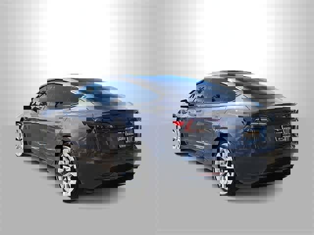 Used 2023 Tesla Model 3 Standard Range image 6