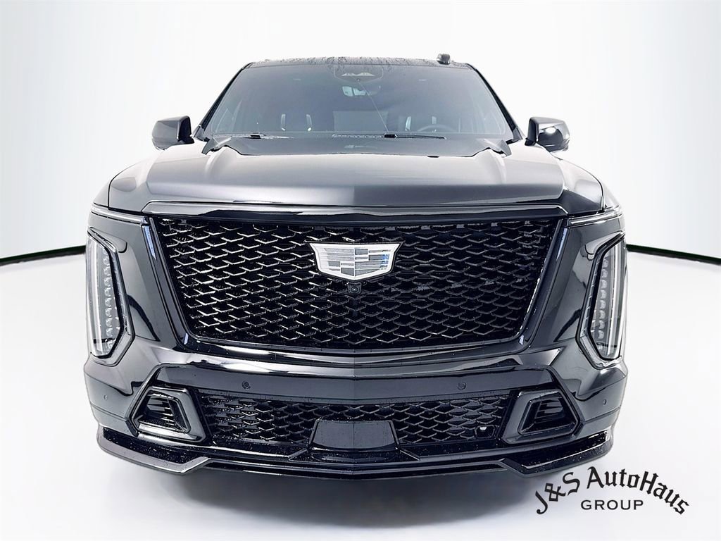 Used 2025 Cadillac Escalade V w/ LPO, ONYX Package image 2