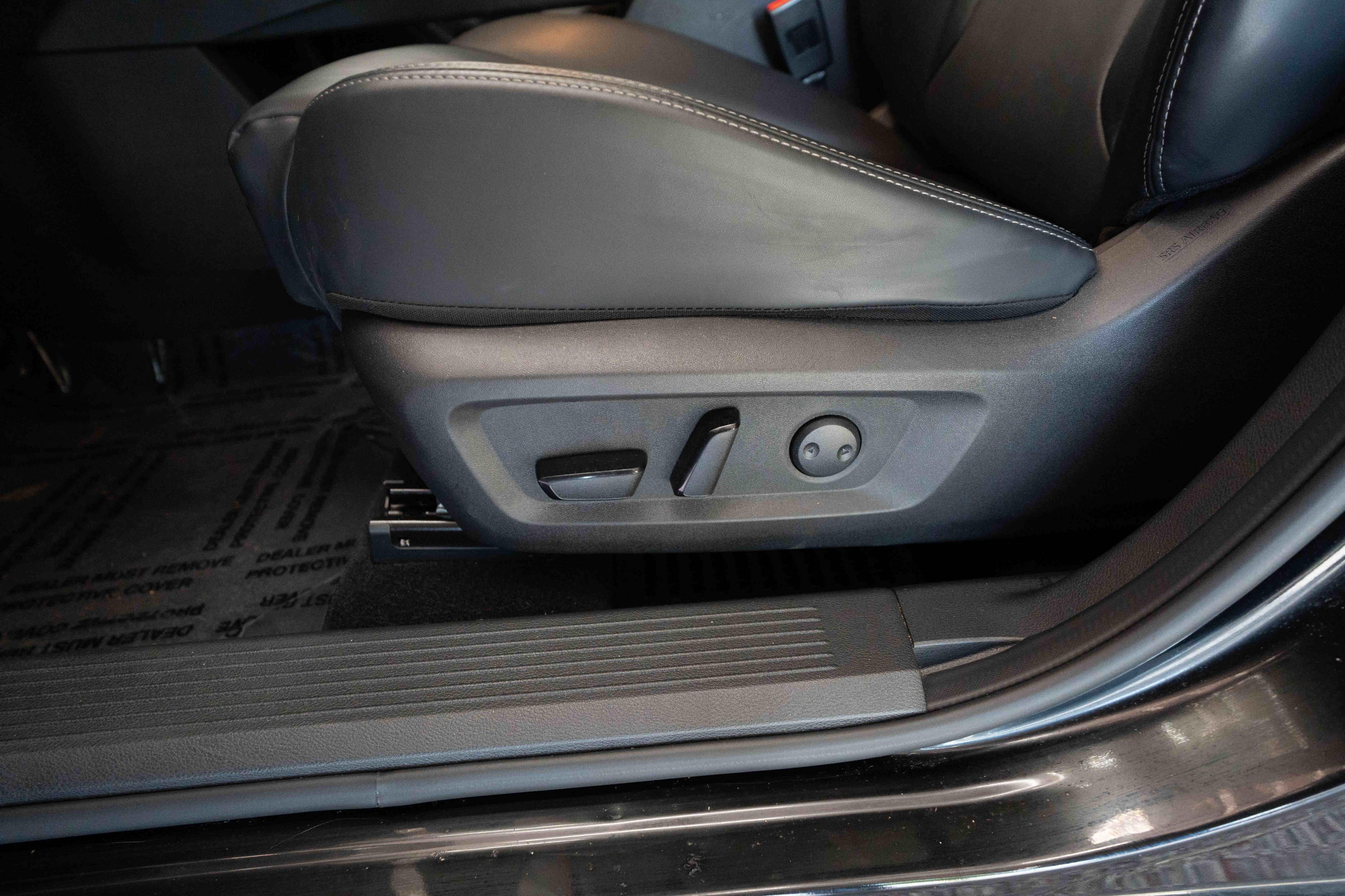 Used 2023 Nissan Rogue SV w/ SV Premium B Package AWD/4WD image 12