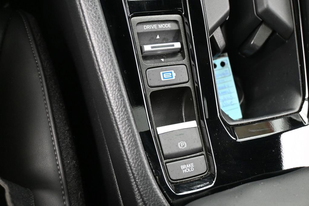 Used 2024 Honda Accord Sport image 23