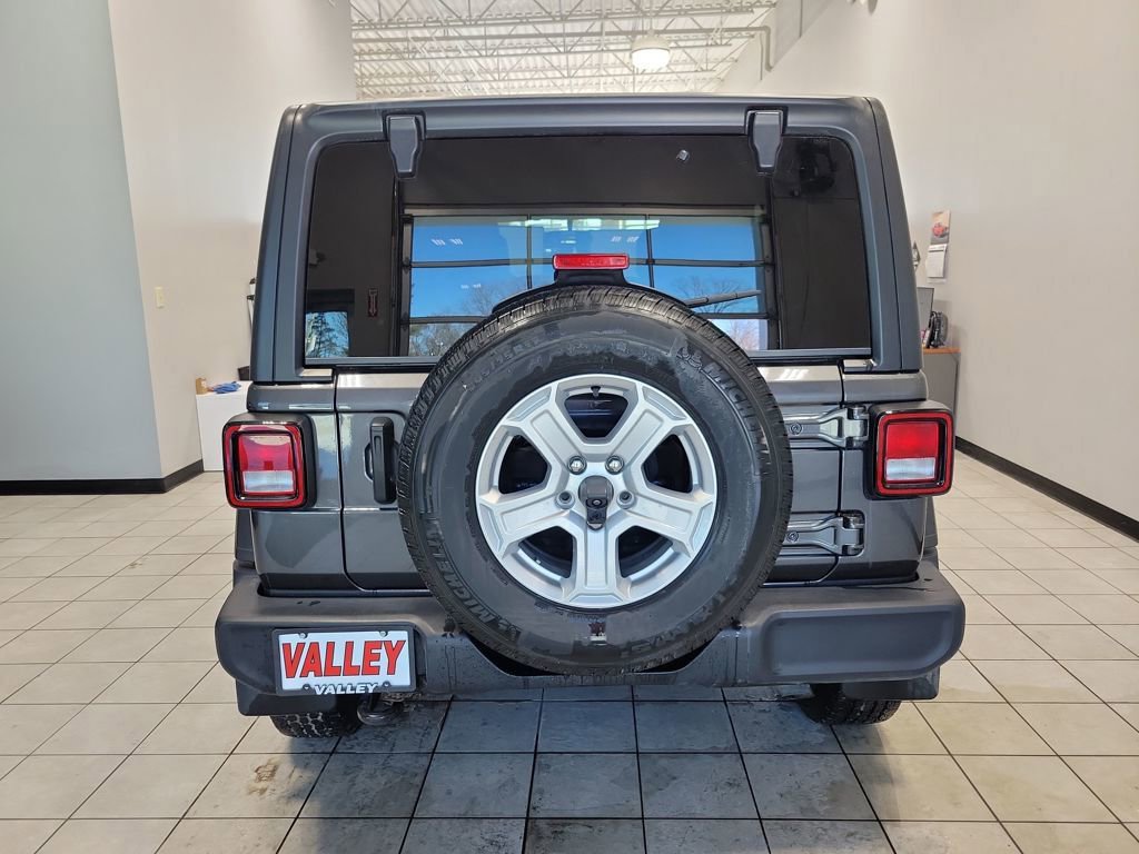Used 2021 Jeep Wrangler Unlimited Sport image 10
