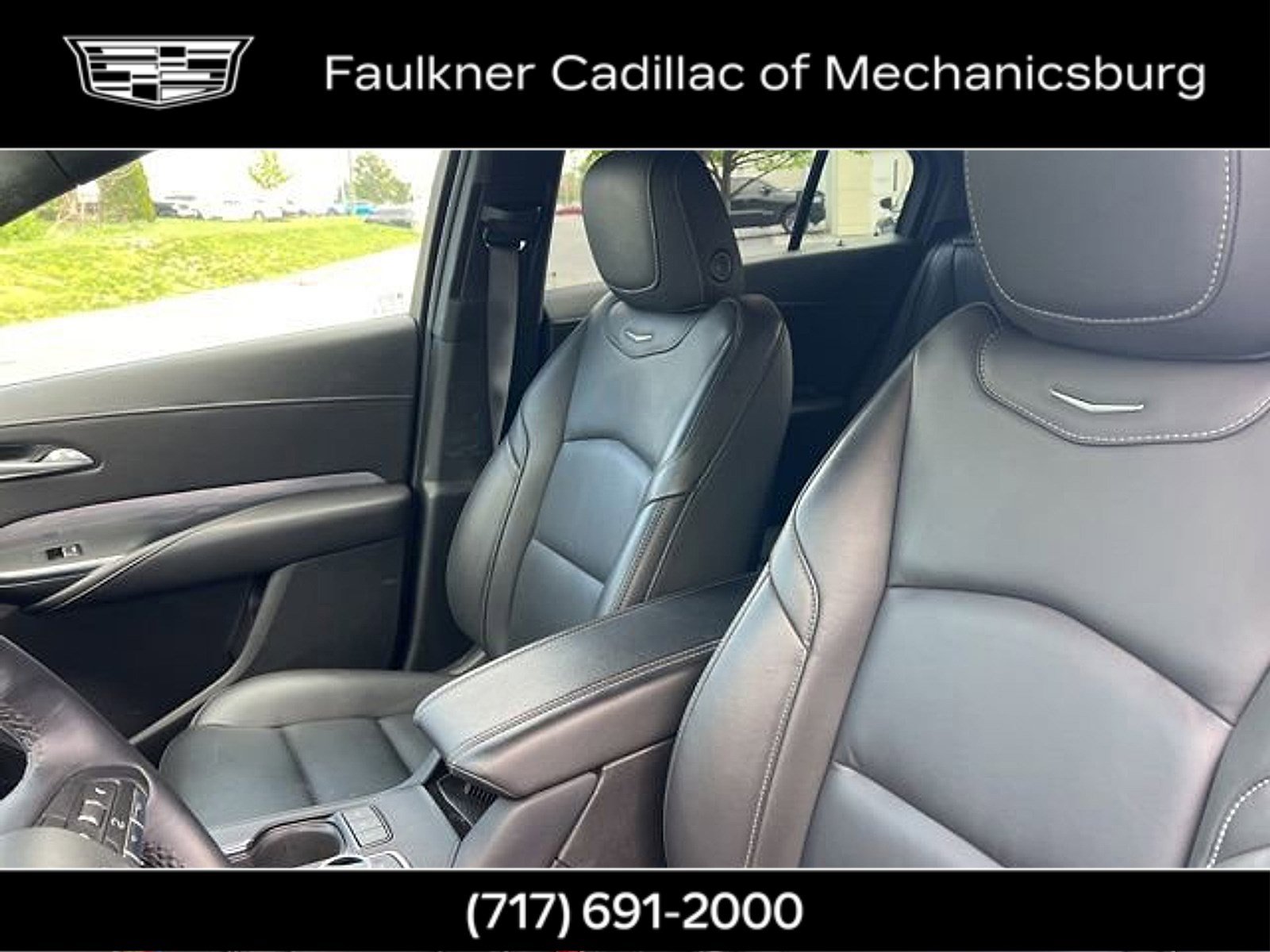 Used 2025 Cadillac XT4 Premium Luxury image 44