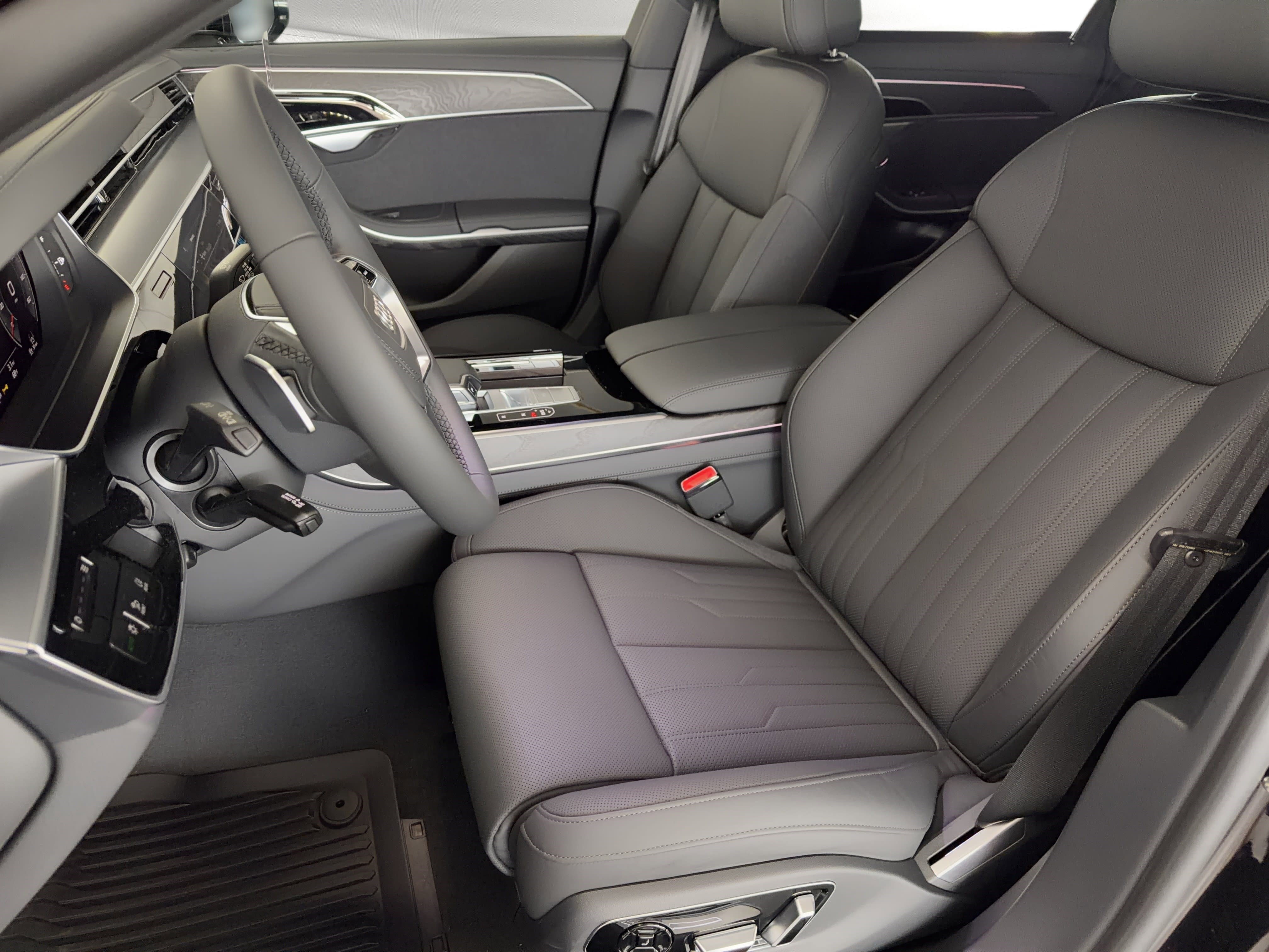 New 2026 Audi A8 L 3.0T image 5