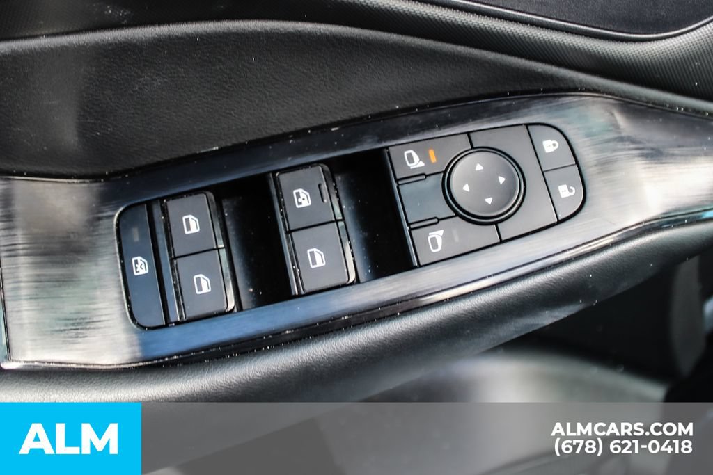 Used 2024 Nissan Rogue S FWD image 37