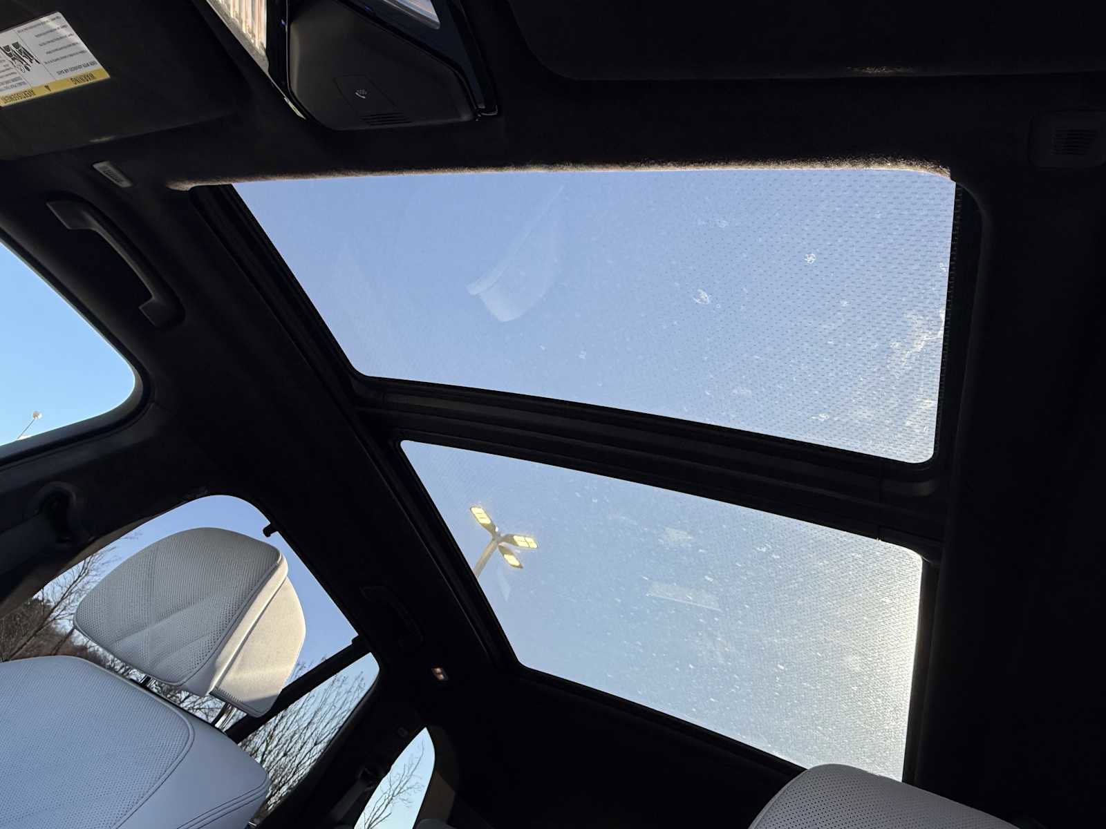 New 2026 BMW X5 xDrive50e w/ Executive Package image 26