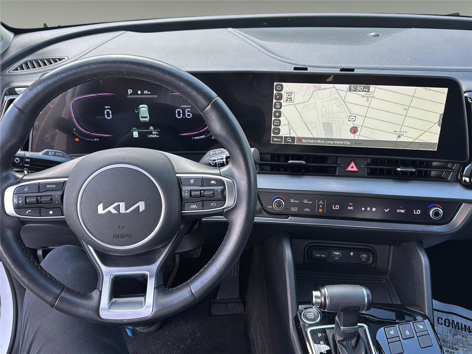 Used 2023 Kia Sportage EX image 17