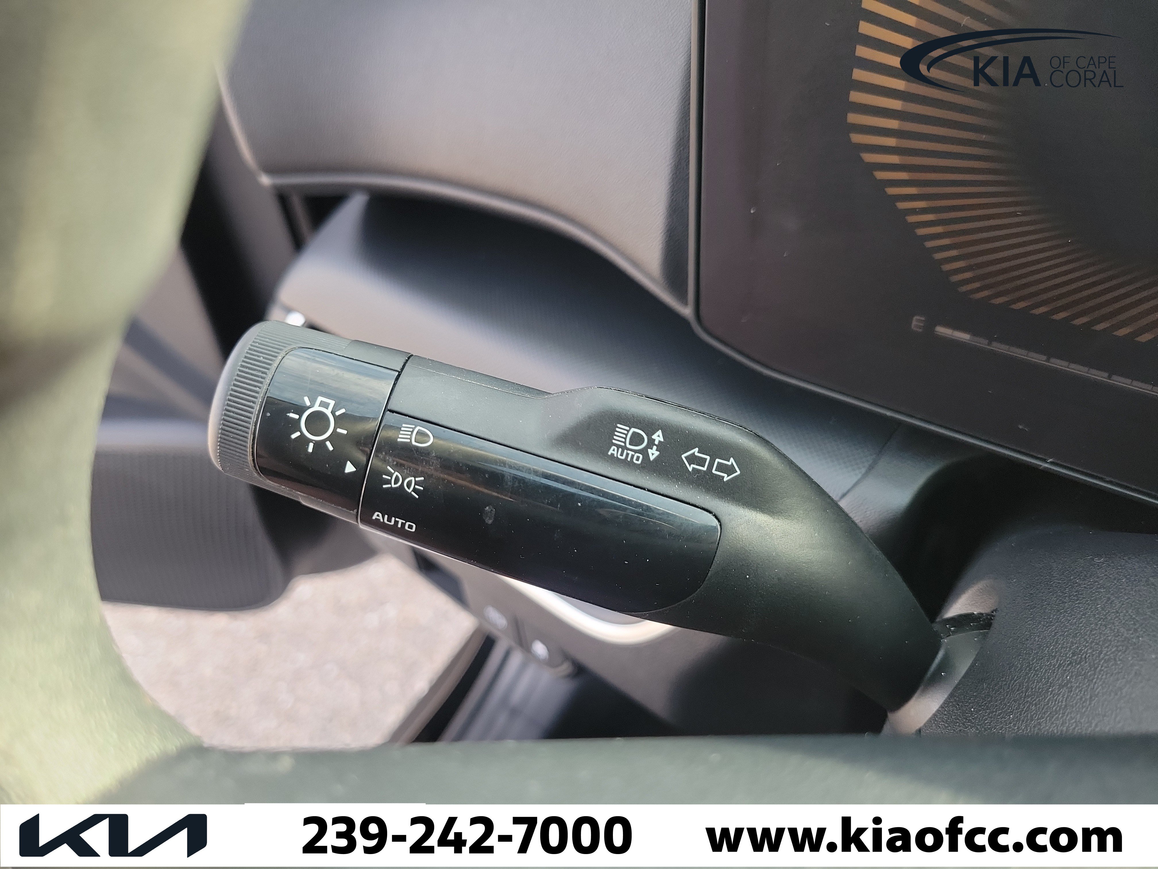 Used 2025 Kia K4 FWD image 30
