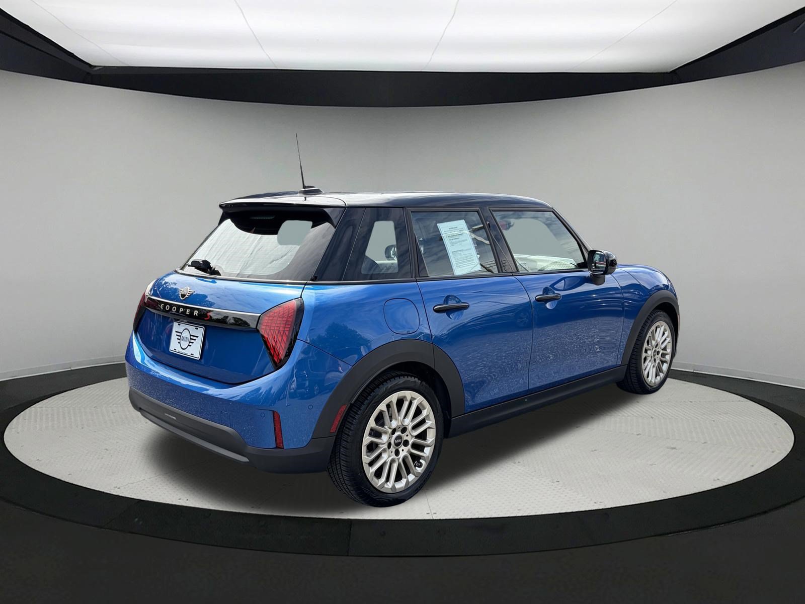 Used 2025 MINI Cooper S FWD image 6