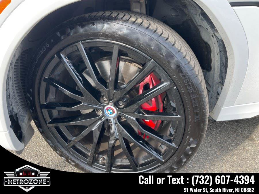 Used 2023 BMW X6 M50i w/ Executive Package image 48