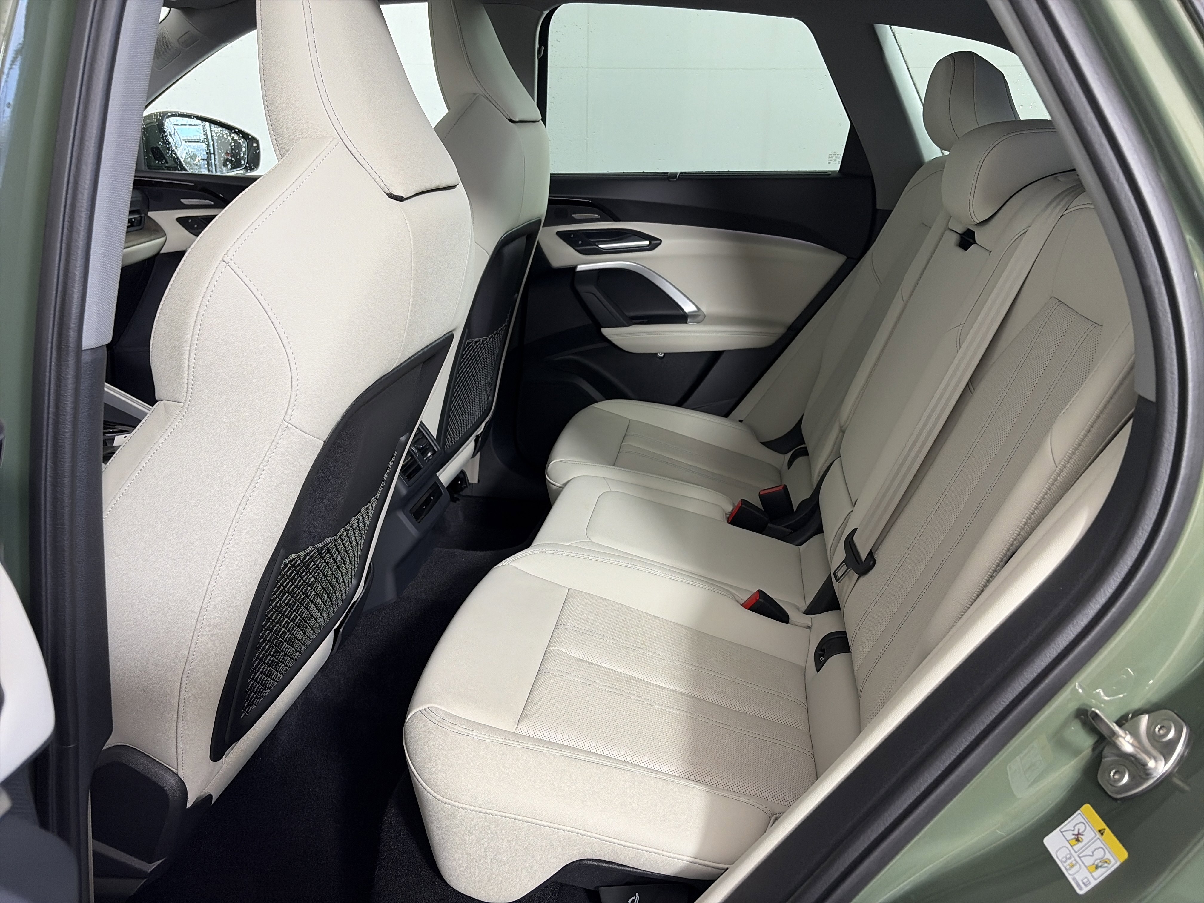 Used 2025 Audi Q5 Premium Plus w/ Premium Plus image 7