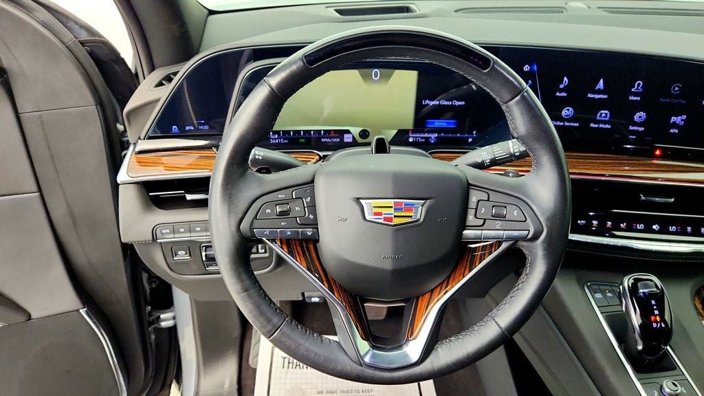 Used 2024 Cadillac Escalade ESV Premium Luxury w/ Performance Package AWD/4WD image 14