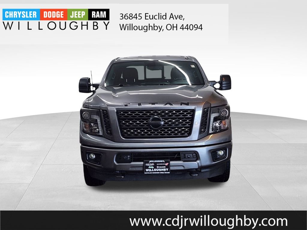 Used 2019 Nissan Titan SV w/ SV Convenience Package AWD/4WD image 2