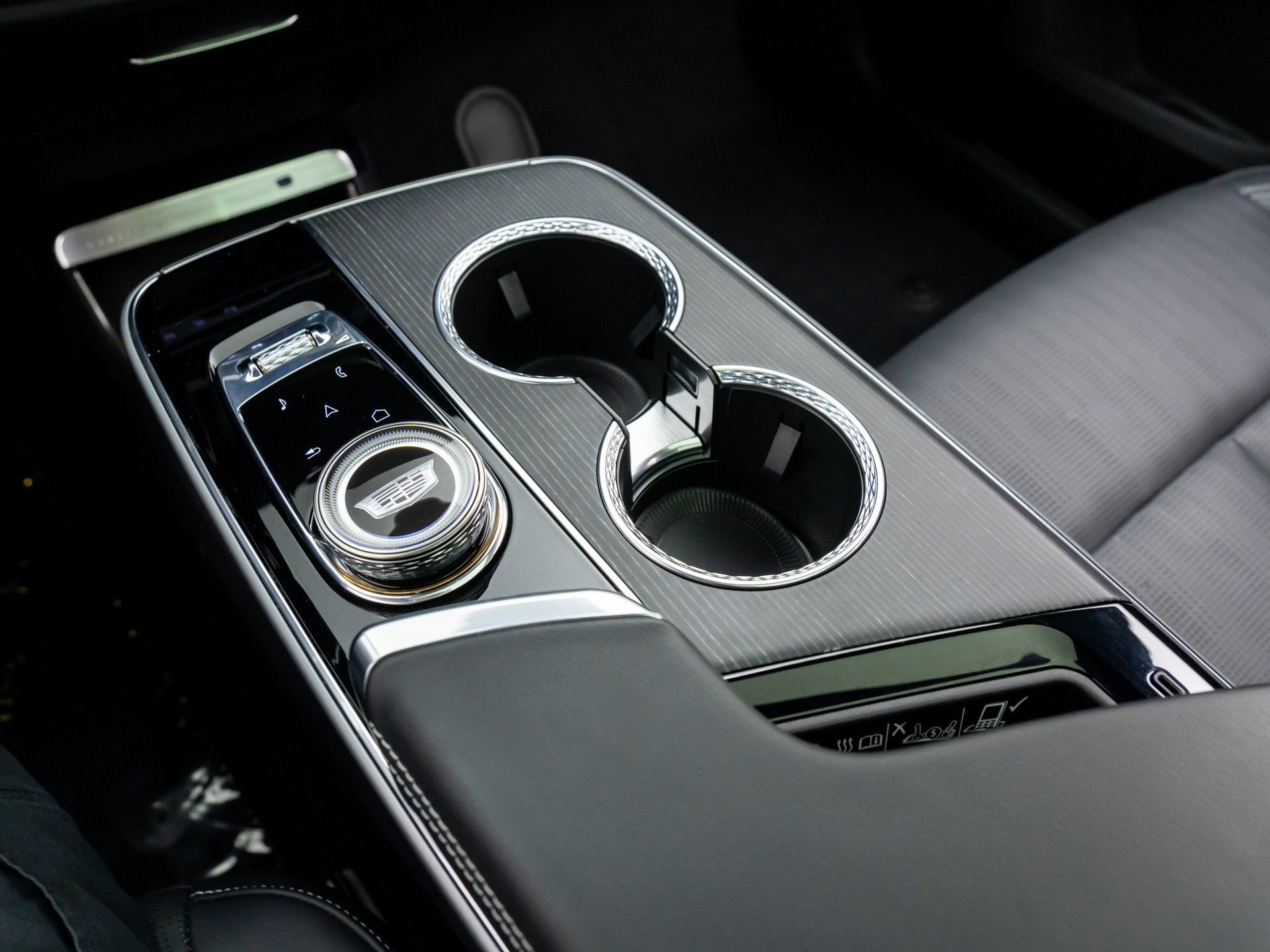 Certified 2024 Cadillac Lyriq Luxury w/ LPO, Floor Liner Package image 33