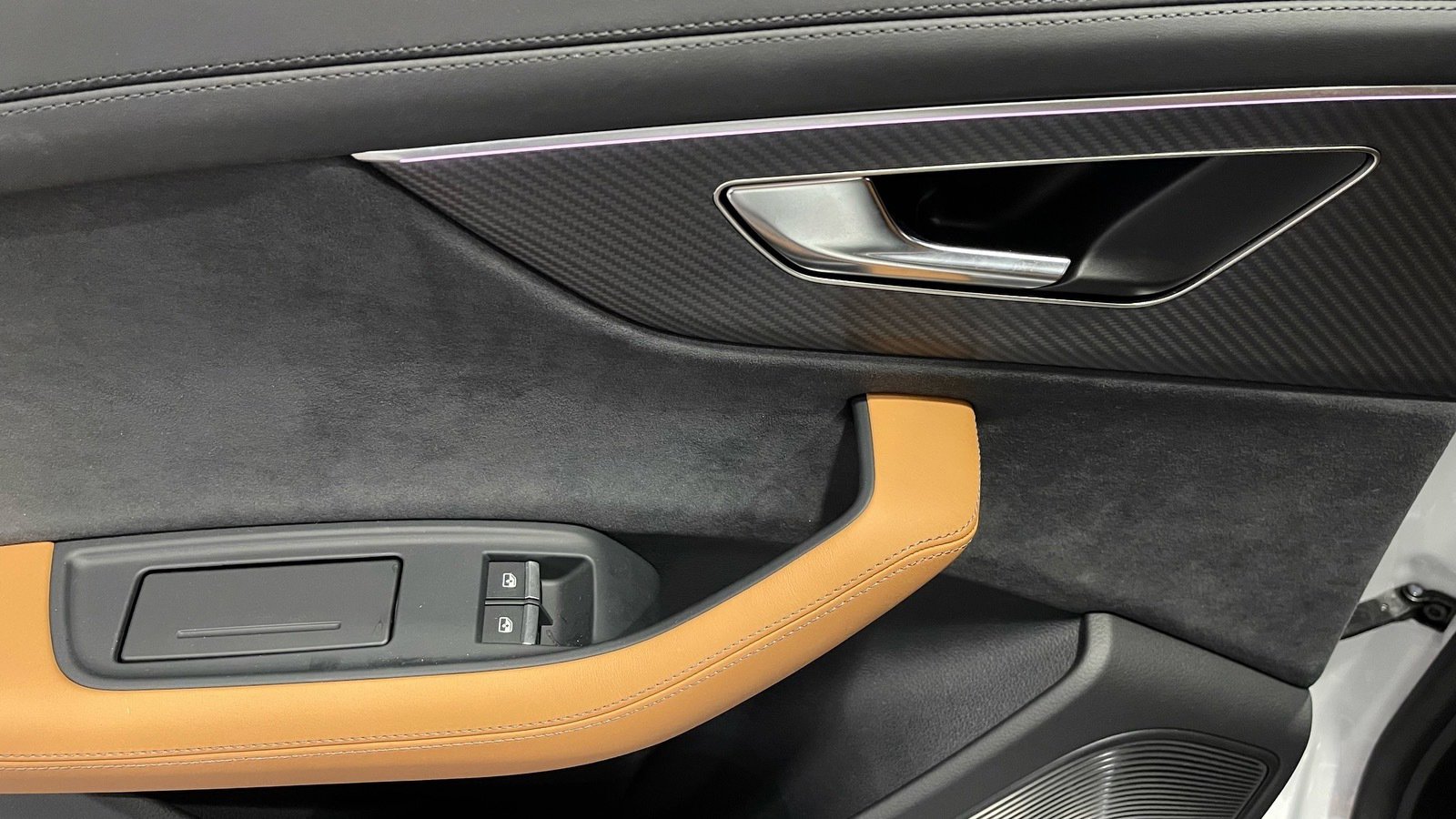 Used 2025 Audi RS Q8 performance w/ Executive Package image 34