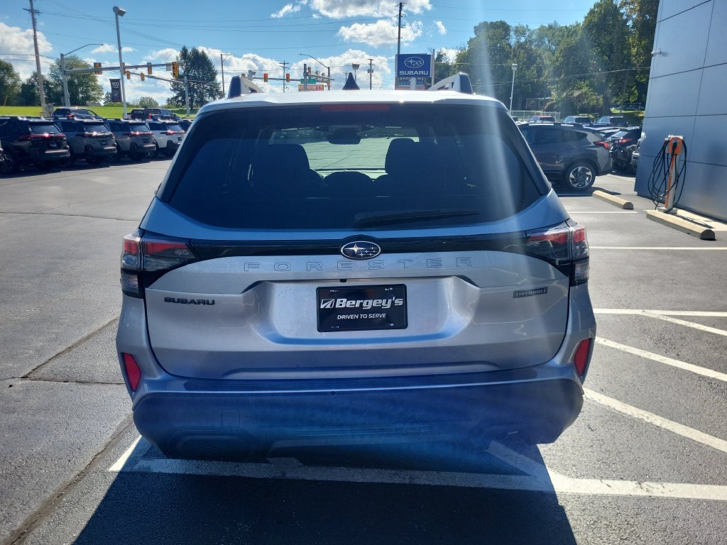 New 2026 Subaru Forester Premium AWD/4WD image 3