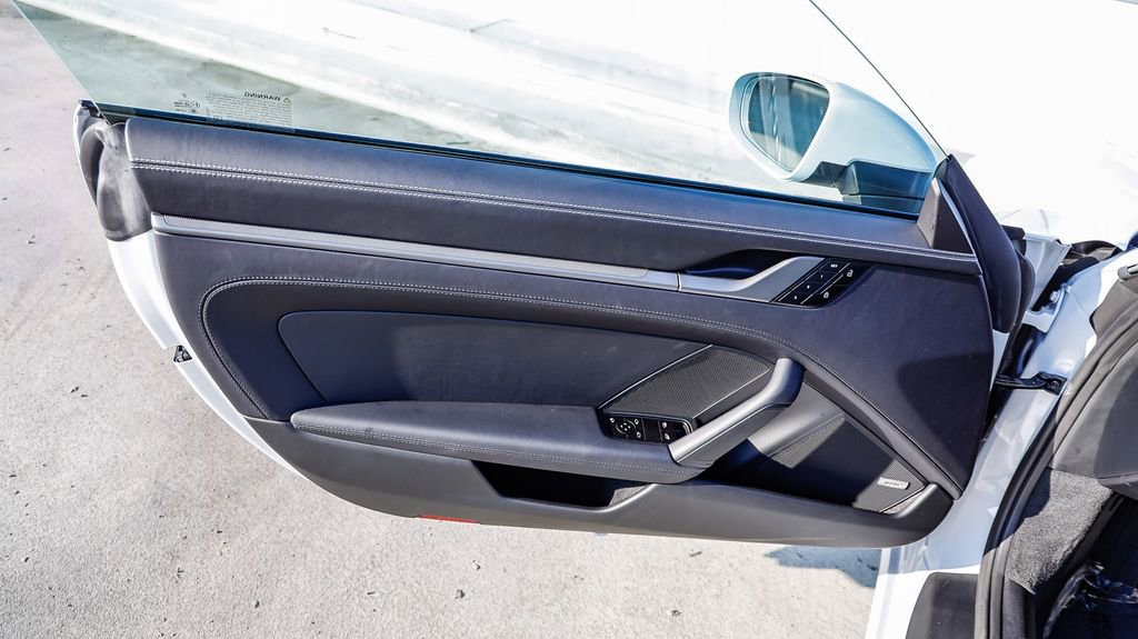 Used 2025 Porsche 911 Carrera image 24