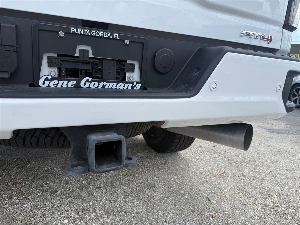 Used 2025 GMC Sierra 2500 AT4 AWD/4WD image 4