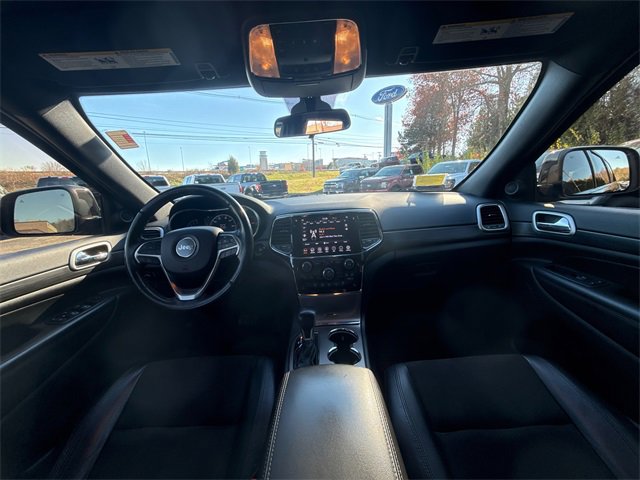 Used 2021 Jeep Grand Cherokee Laredo X image 16