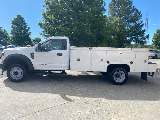 Used 2021 Ford F550 2WD Regular Cab Super Duty image 2