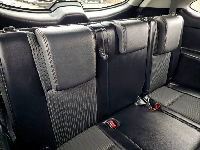 Used 2015 Toyota Highlander LE image 33