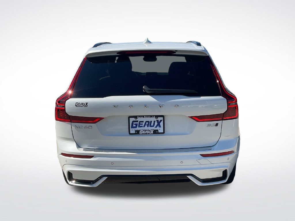 New 2027 Volvo XC60 B5 Plus AWD/4WD image 6