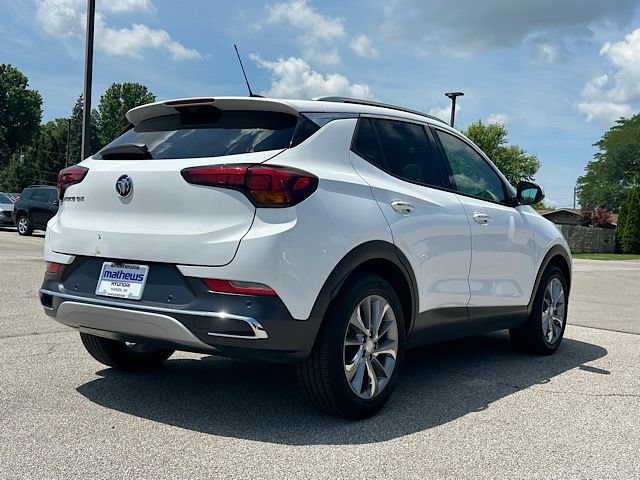 Used 2020 Buick Encore GX Essence w/ Experience Buick Package FWD image 5