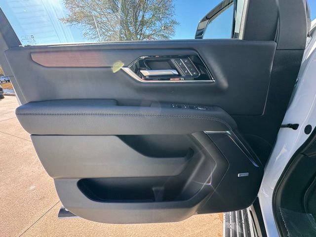 New 2026 GMC Yukon XL Denali w/ Sun & Power Step Package image 15