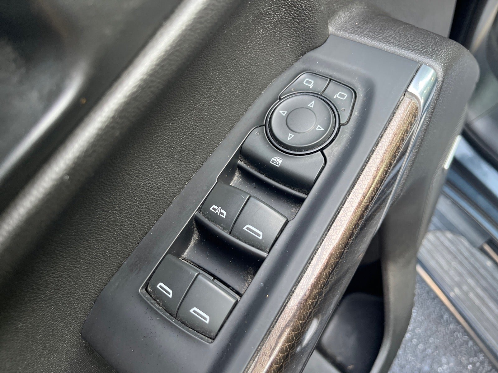 Used 2020 Chevrolet Silverado 1500 RST w/ All-Star Edition AWD/4WD image 22