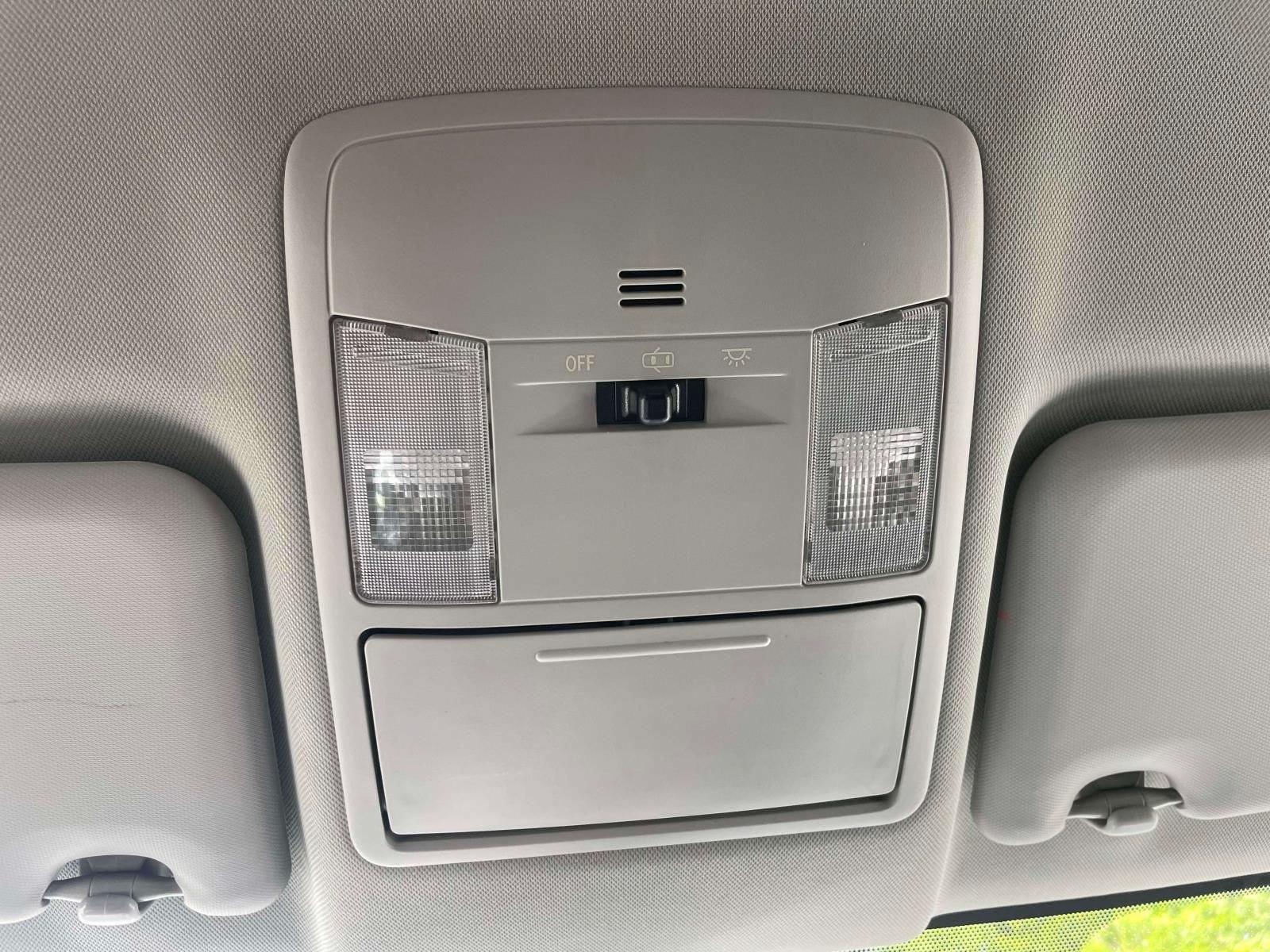 Used 2018 Toyota RAV4 LE w/ All Weather Liner Package AWD/4WD image 30
